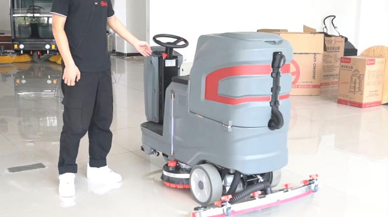 分享13點(diǎn)，讓你正確使用全自動(dòng)洗地機(jī)